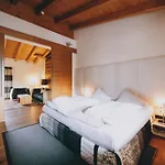 Apartmanhotel Auhof Wirtshaus &