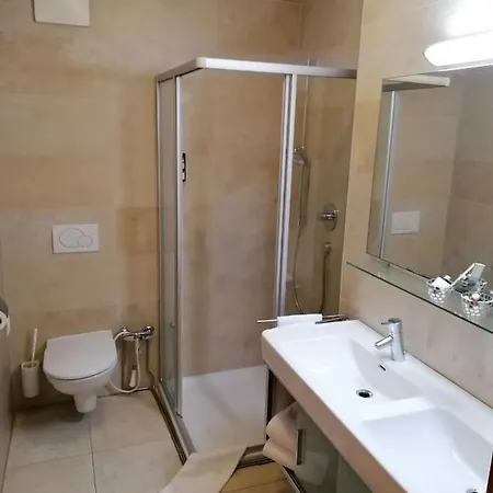 Auhof Wirtshaus & 4* קפרון