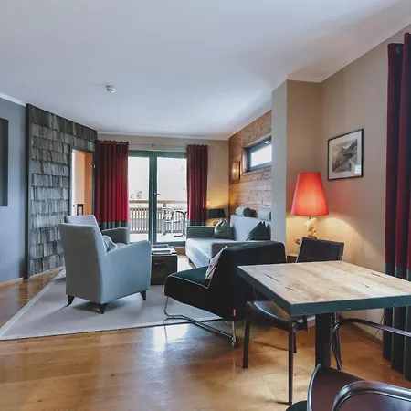 Auhof Wirtshaus & Apartmanhotel 4*