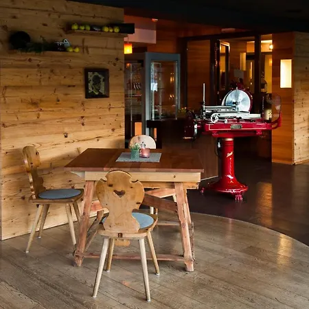 Apartmanhotel Auhof Wirtshaus &