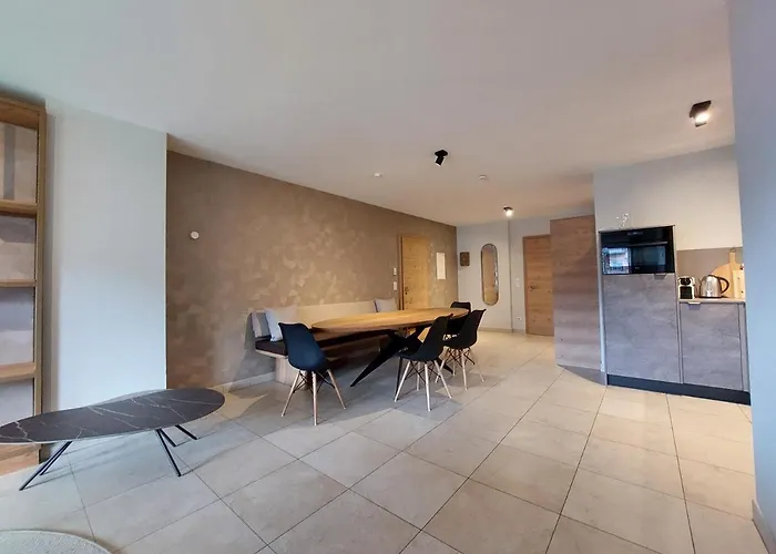 شقة فندقية Auhof Wirtshaus & كابرون