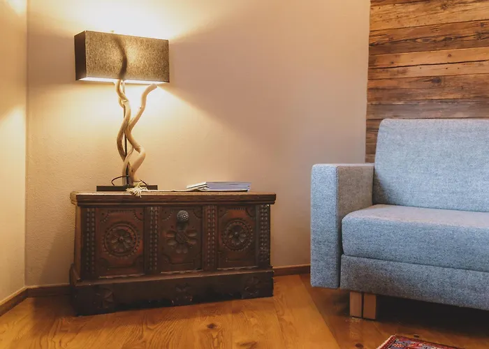 Auhof Wirtshaus & מלון דירות