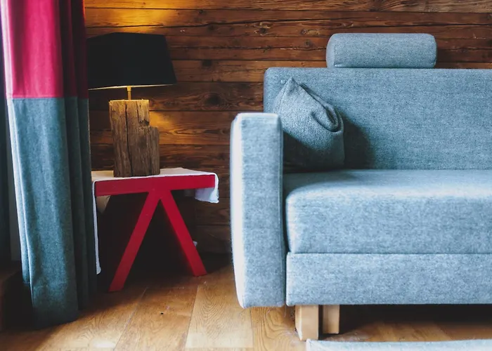 Auhof Wirtshaus & מלון דירות קפרון