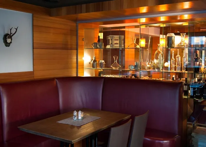 Auhof Wirtshaus & شقة فندقية 4*